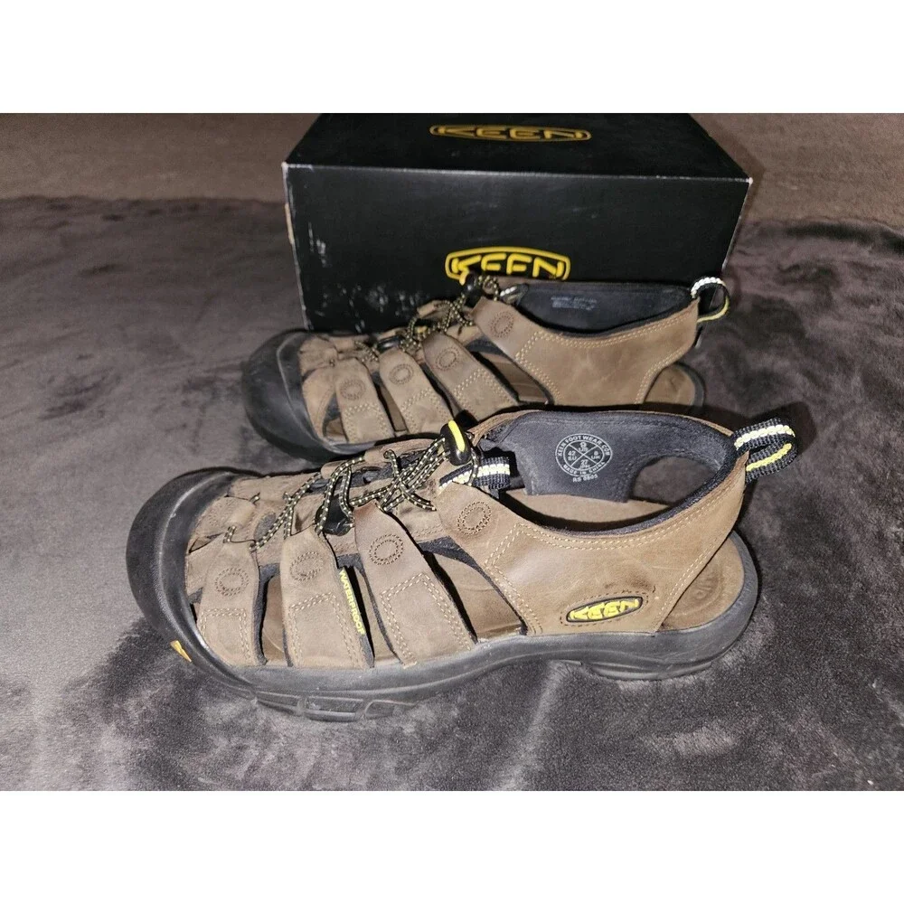 Keen Men's Newport Bison Size 9